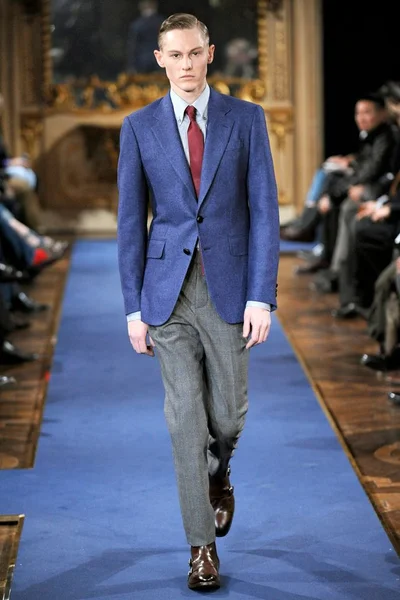 Look 23